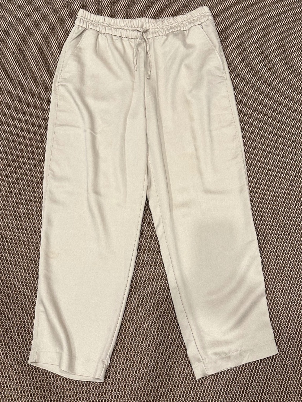 H&M LADIES ANKLE PANTS CHAMPAGNE MEDIUM